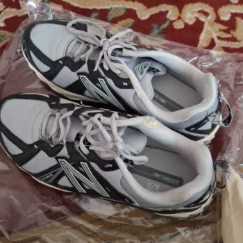 New Balance Ayakkabının Kalitesizliği Ve Sneaks Up'ın İlgisizliği