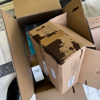 Showotoyedekparca.com.tr Kargo Taşımada Yağ Sızıntısı Ve Hasarlı Ürünler