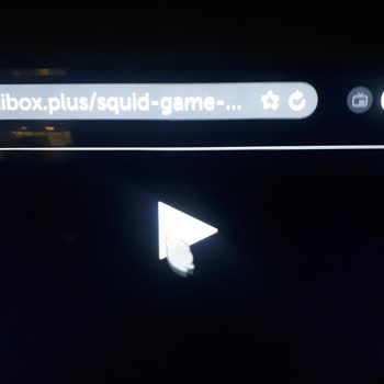 LG 42 LF650V-ZB TV Fails to Play Movies Despite Internet Connection