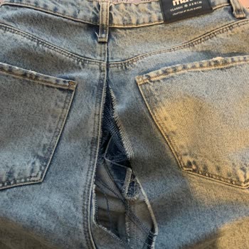 Mavi Kot Pantolonun Beklenmedik Kalite Sorunu