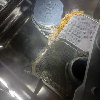 Grundig Bulaşık Makinesi Paslanma Sorunu