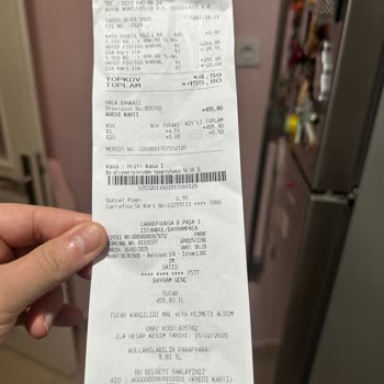 Bayrampaşa Carrefour'da Kalitesiz Antep Fıstığı Deneyimi
