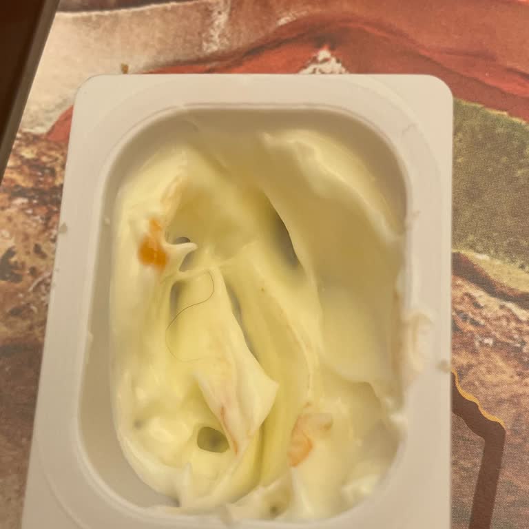 Burger King Menüde Hijyen Sorunu: Mayonezden Saç Çıktı