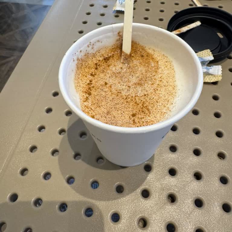 Özgen Kahve'de Kalitesiz Servis Ve İlgisiz Çalışanlar