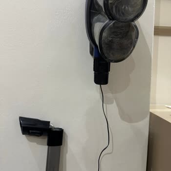 Philips 8000 Süpürge: Kırılan Plastik Aksam Ve Sürekli Arızalar