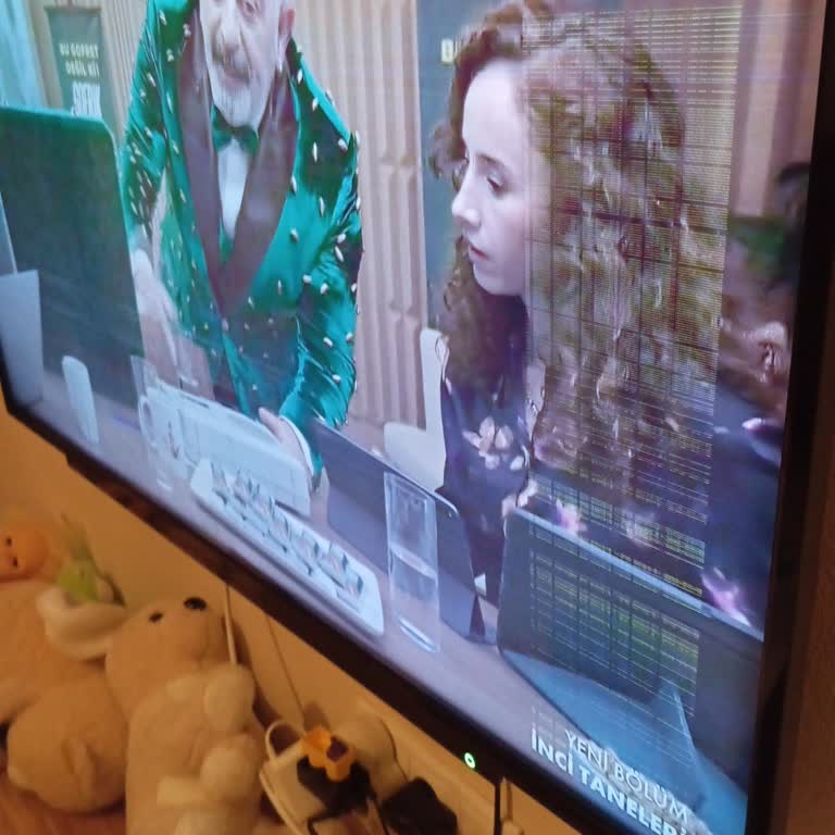 Toshiba Televizyonumun Ekranında Çizgiler Oluştu