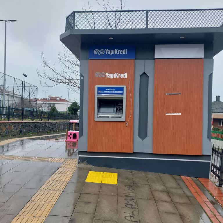 Yapı Kredi ATM'si Aylardır Çalışmıyor