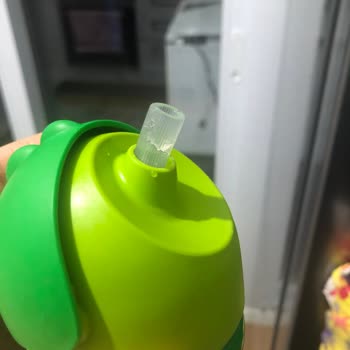 Kaliteli Marka Hayal Kırıklığı: Avent Suluk Pipeti Koptu