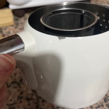 Çay Makinemin Kaplaması Soyuldu, Garanti Hizmeti Yok!