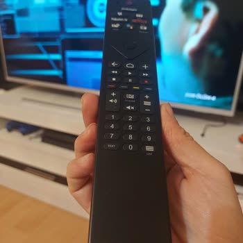 Philips TV Kumandası Sürekli Yanıp Sönüyor
