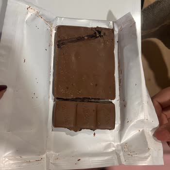 Kimyasal Kokulu Çikolata Şoku