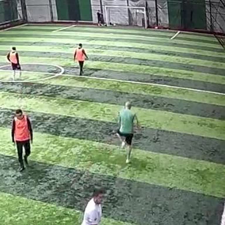 Garden Park Halı Saha - Ataşehir Ayakkabılarım Çalındı