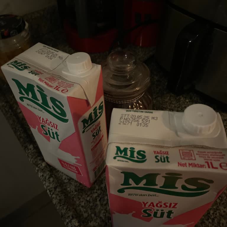 Tarihi Geçmemiş Süt Bozuk Çıktı: Sağlık Riski Ve Mağduriyet!