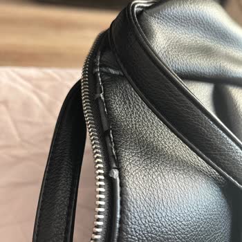 Derimod Çantanın Kısa Sürede Dökülmesi: Kalite Mi, Hayal Kırıklığı Mı?