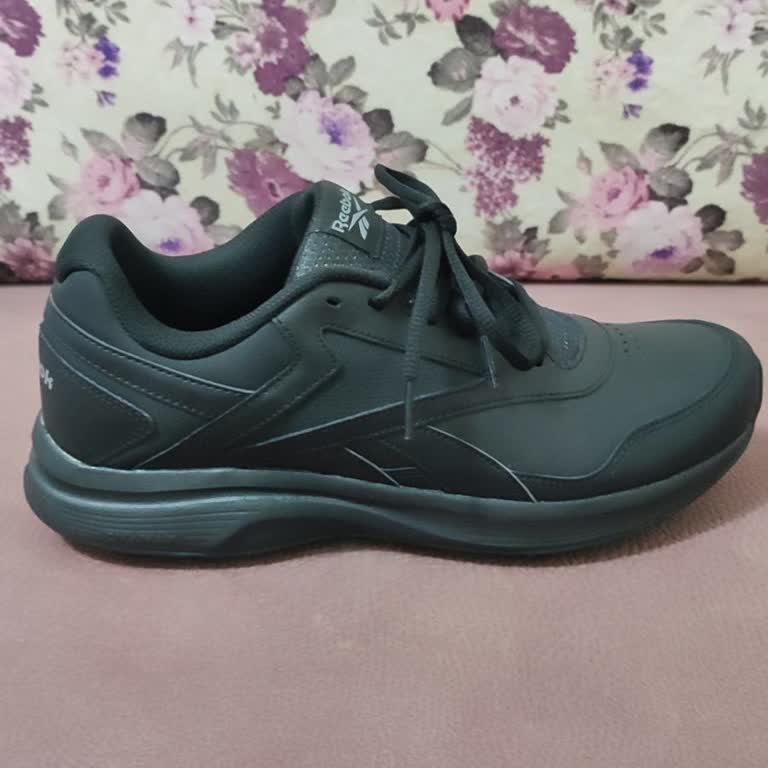 Reebok Ayakkabıda Ötme Sorunu