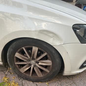 Zurich Insurance Refuses to Cover Original Spare Parts for My Car Repair