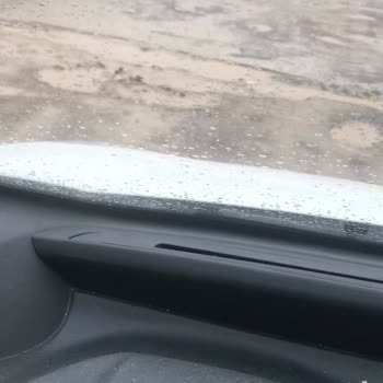 İçim Süt Ve Süt Ürünleri Menderes'teki Tehlikeli Çukurlar İçin Acil Çözüm Bekleniyor