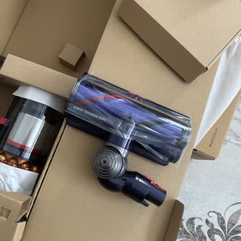 Yanlış Renk Ve Eksik Başlıklarla Gelen Dyson Ürünleri