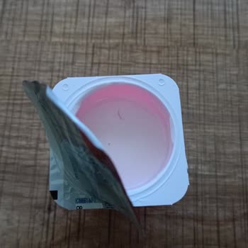 İçimino Yoğurt Paketinde Hijyen Sorunu