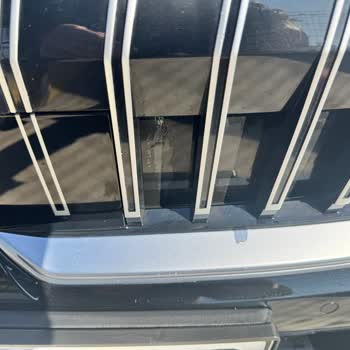 BMW Yeni Model Aracın LED Ve Panel Sorunları