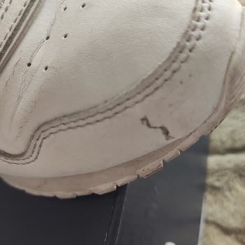 Reebok Ayakkabıda Erken Yıpranma Ve Denge Sorunu