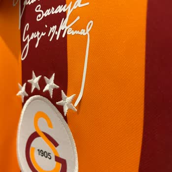 100. Yıl Formasında Atatürk İmzası Sorunu