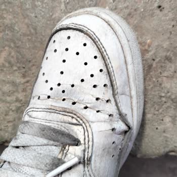 FLO'dan Aldığım Nike Ayakkabının Yırtılması Ve İlgisizlik