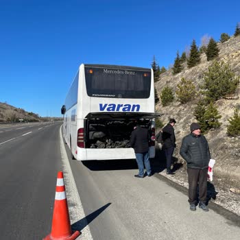 Otobüs Arızası Ve Güvenlik Sorunu Yolcuları Mağdur Etti