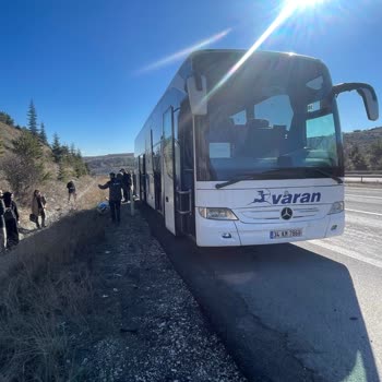 Otobüs Arızası Ve Güvenlik Sorunu Yolcuları Mağdur Etti