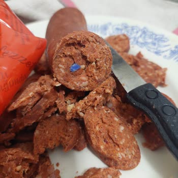 Maret Sucukta Plastik Parça Şoku