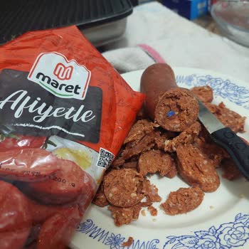 Maret Sucukta Plastik Parça Şoku