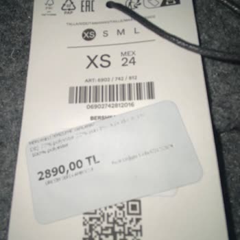 Bershka Kabanımın Hızla Tüylendi