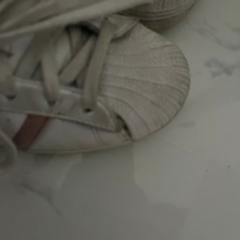 Dayanıksız Ayakkabı Ve Yetersiz Müşteri Hizmeti