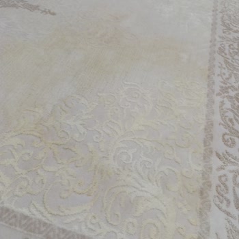 Süpürge Makinesi Halıda Sarı Leke Bıraktı