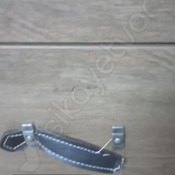 Alfemo Yatak Odası Çekmece Komodinlerin Kuplarında Kopmalar Mevcut
