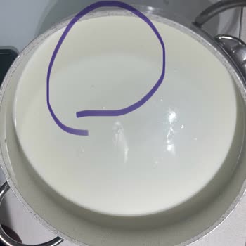 Torku Sütünde Şaşırtan Siyah Noktalar