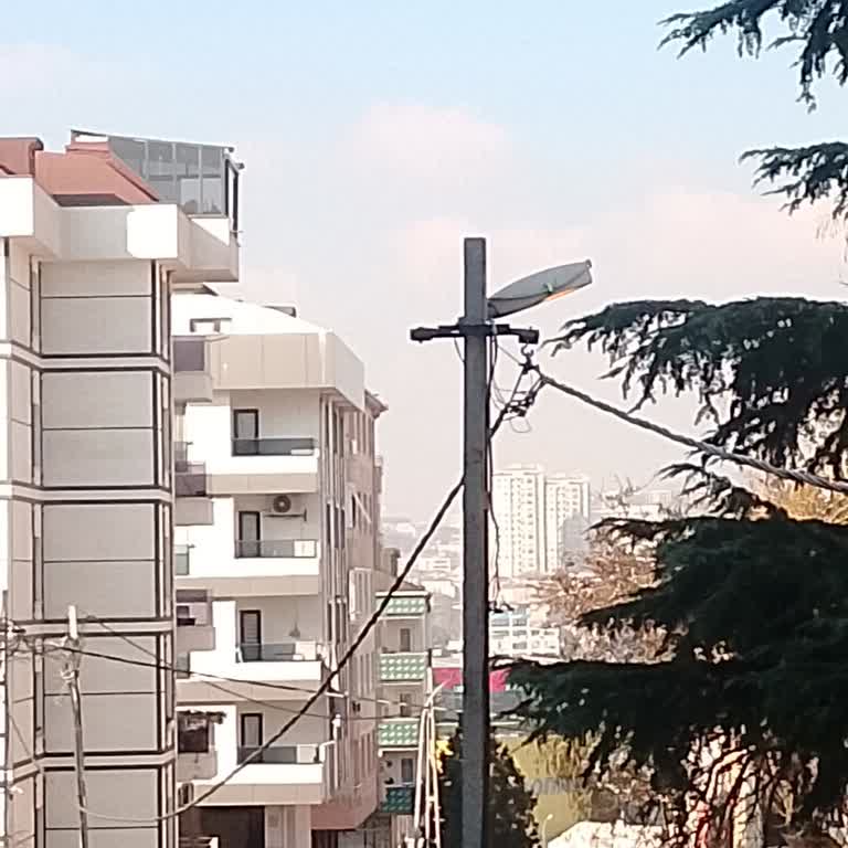 Enerjisa'nın Sürekli Yanan Sokak Lambaları Sorunu