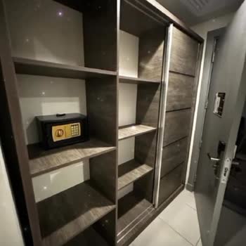 Erhan Aydın Turizm Tek Kişilik Odada Üç Kişi Kalıyoruz!