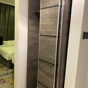 Erhan Aydın Turizm Tek Kişilik Odada Üç Kişi Kalıyoruz!