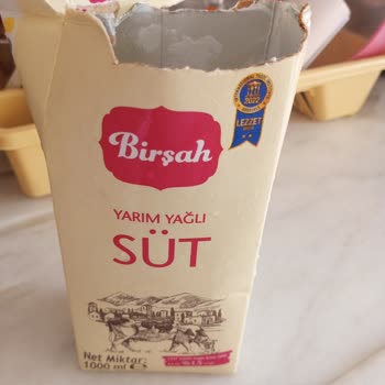 Son Kullanma Tarihi Geçmemiş Süt Peynirleşmiş
