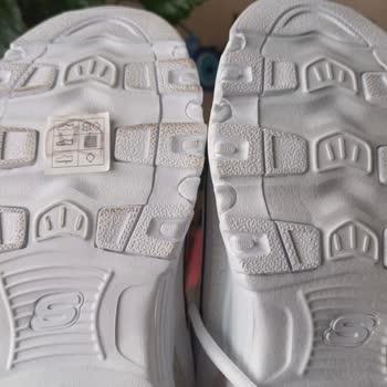 Skechers Siparişlerinde Sürekli Defolu Ürün Sorunu