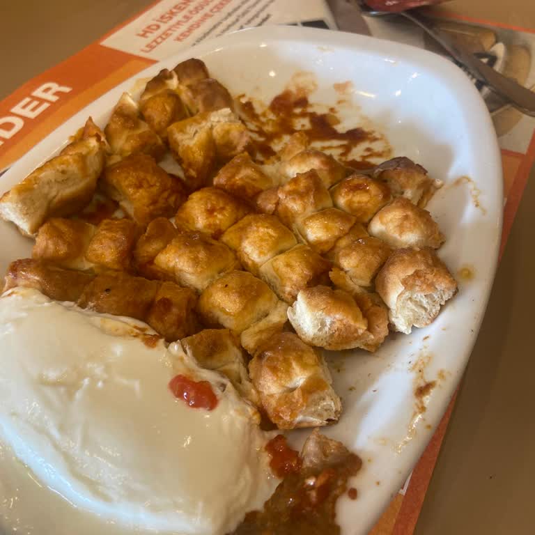 Kupkuru Döner Ve İlgisiz Hizmet