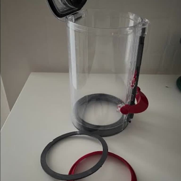 Dyson V15 Süpürge Toz Haznesi Sorunu Ve Teknik Destek İhtiyacı