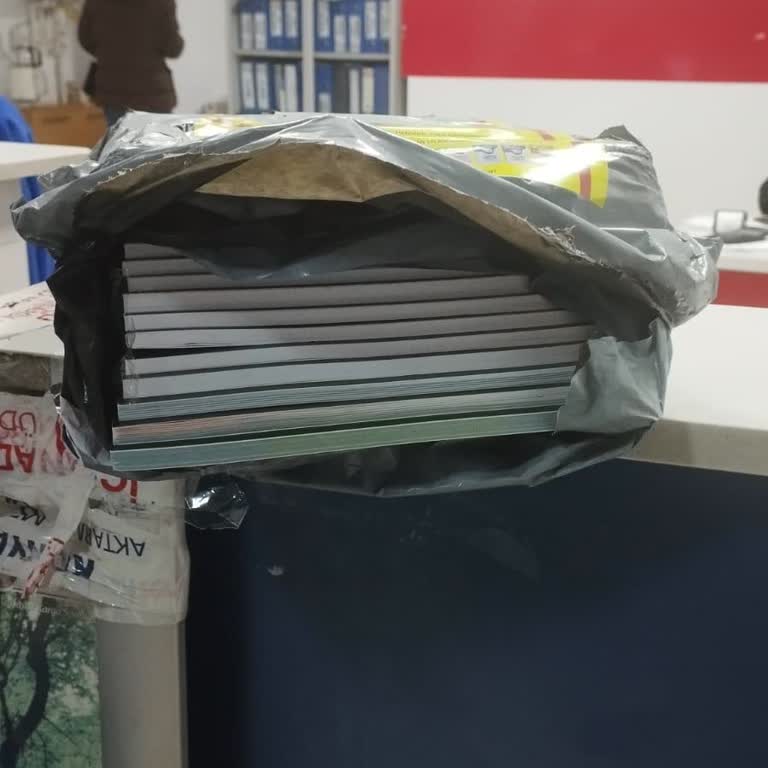 Kargo Teslimatında Gecikme Ve Şube Çalışanlarının Profesyonellikten Uzak Tavırları