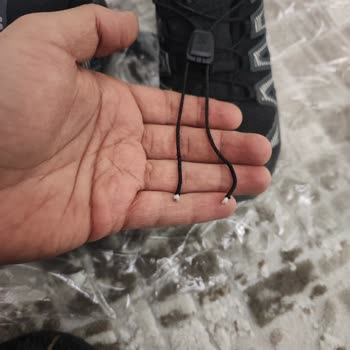 Salomon Ayakkabının Akıllı Bağcık Sorunu