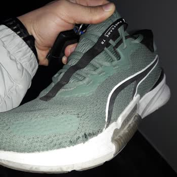 Puma Ayakkabının Beklenmedik Hızla Deformasyonu