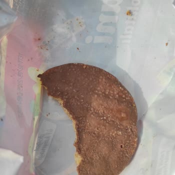 Bisküvide Beklenmedik Kristal Şekerler