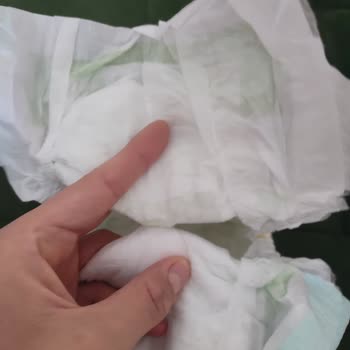 Bebek Bezlerinde Kalite Sorunu: Yapışık Ve Kullanılamaz Ürünler