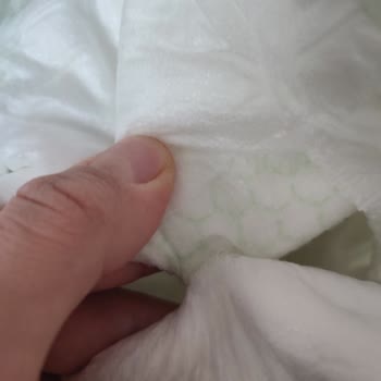 Bebek Bezlerinde Kalite Sorunu: Yapışık Ve Kullanılamaz Ürünler