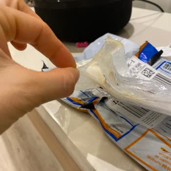 Hasarlı Göz Kremi Ve İdefix'in İlgisizliği